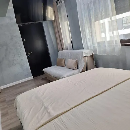Aparthotel Garsoniera 3 In Campus Constanta
